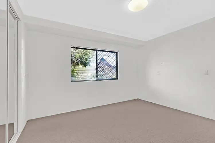 Sixth view of Homely semi-detached listing, 19/450 Bussell Highway, Broadwater WA 6280