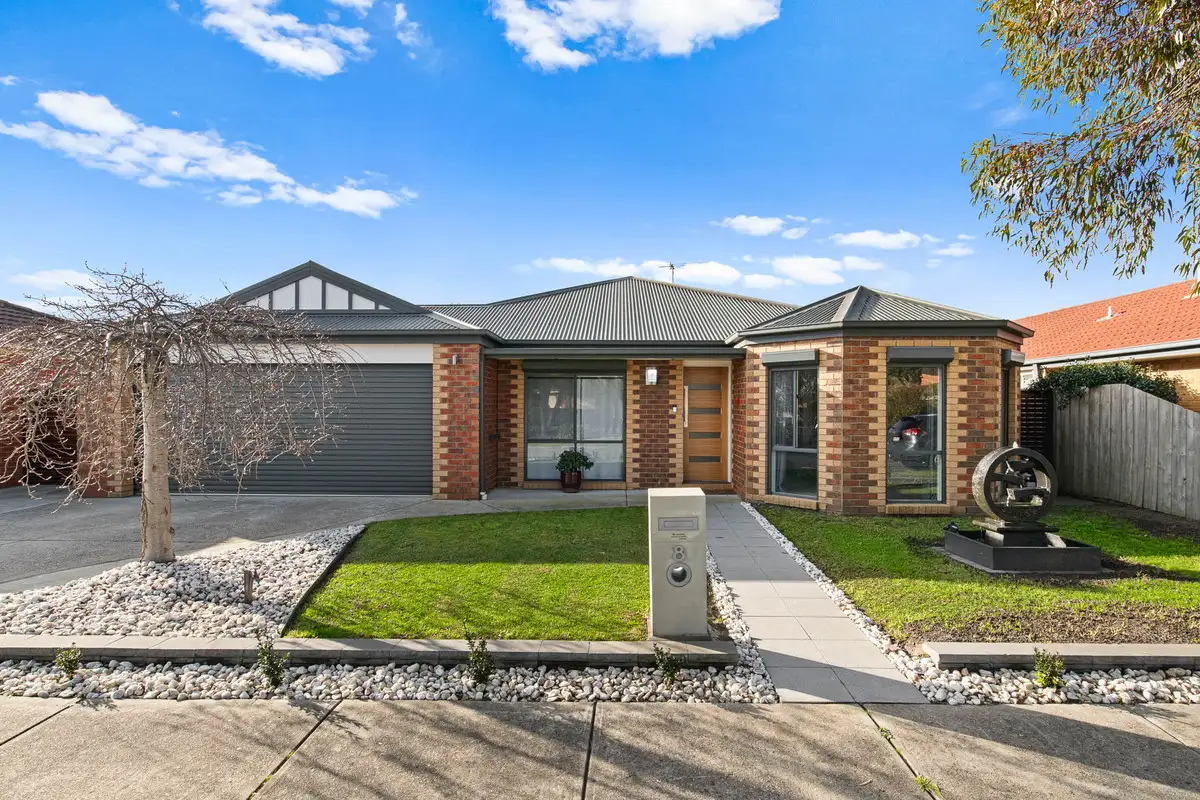 Main view of Homely house listing, 8 Jurang Way, Skye VIC 3977