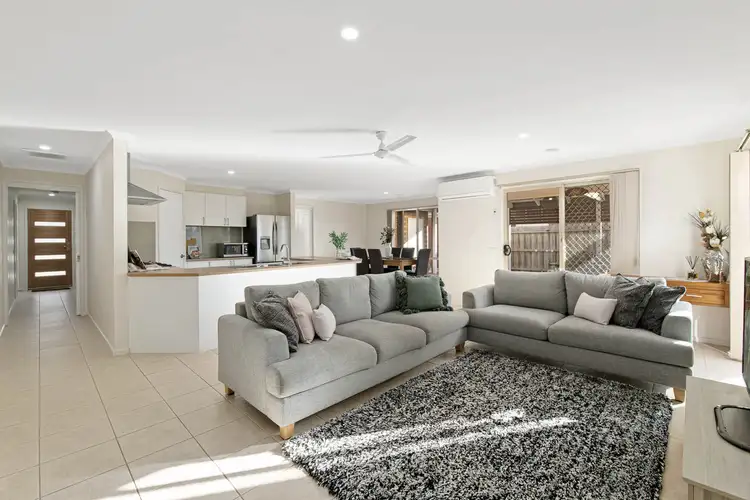 Third view of Homely house listing, 8 Jurang Way, Skye VIC 3977