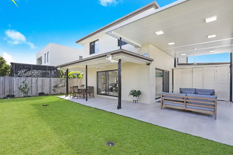 12 Bluff Street, Birtinya QLD 4575