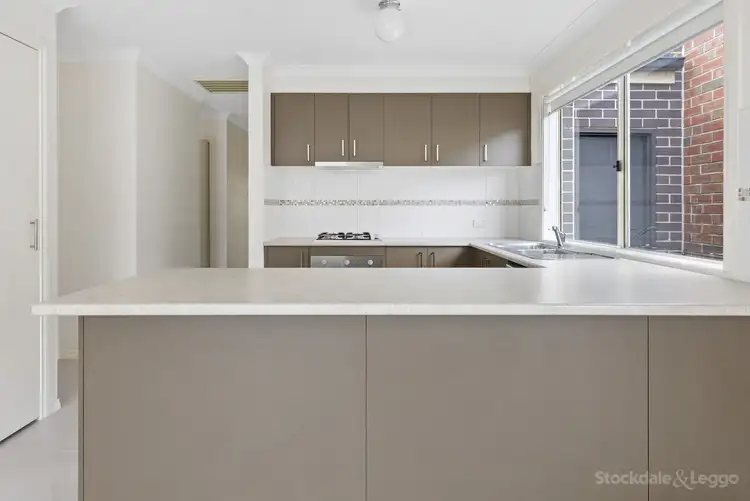 Fourth view of Homely unit listing, 34 Southampton Drive, Langwarrin VIC 3910