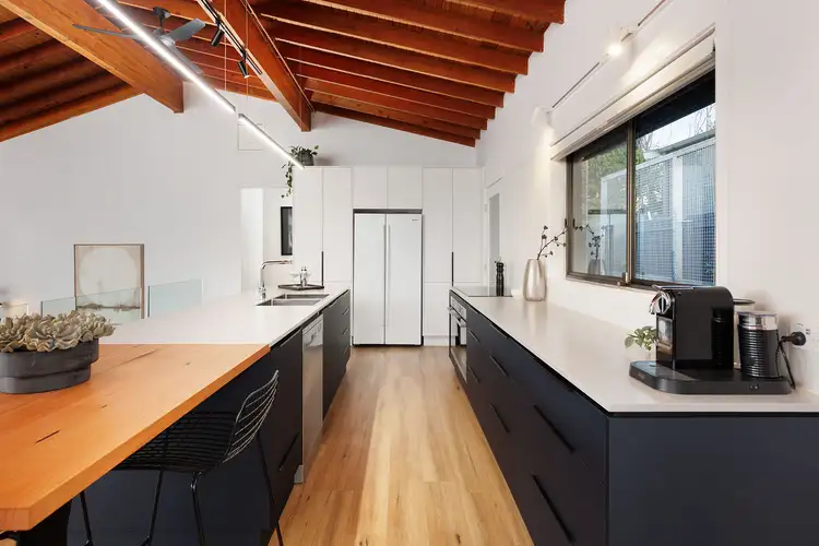 Fifth view of Homely house listing, 2 Bourke Crescent, Wodonga VIC 3690