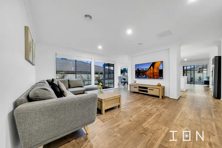 Fifth view of Homely house listing, 41 Stone Hill Circuit, Cranbourne East VIC 3977