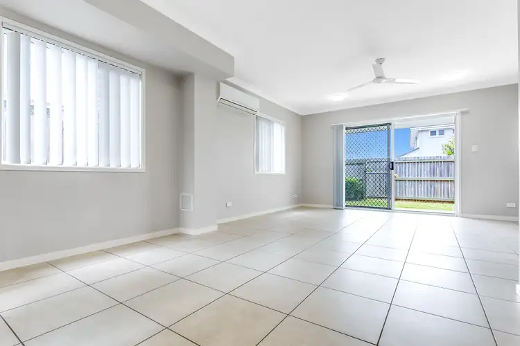 Fifth view of Homely townhouse listing, 14/15 Silvereye Drive, Griffin QLD 4503
