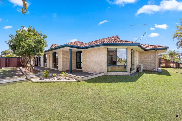 1 Aimee Drive, Urangan QLD 4655