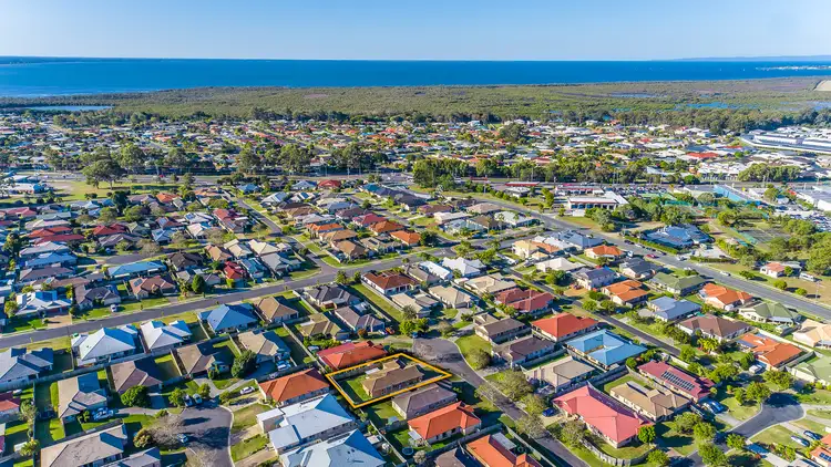 Third view of Homely house listing, 7 Mavis Court, Rothwell QLD 4022