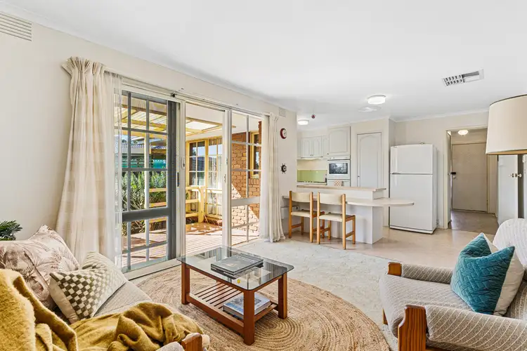 Fourth view of Homely house listing, 2 Alonzo Court, Frankston VIC 3199