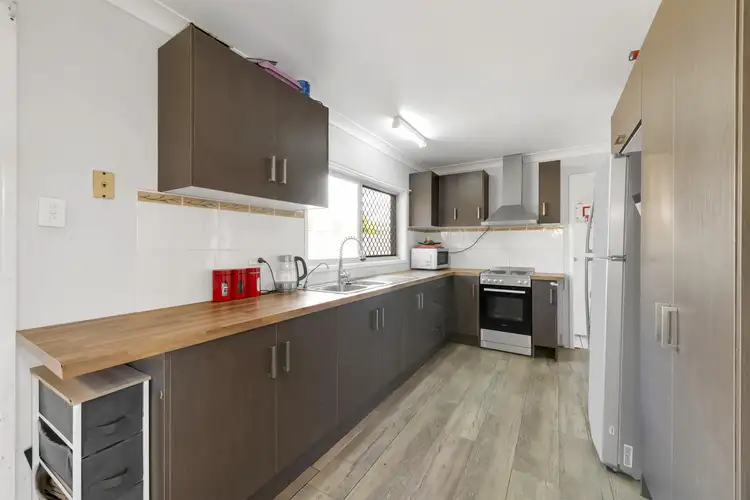 Third view of Homely house listing, 15 Barellan Parade, Qunaba QLD 4670