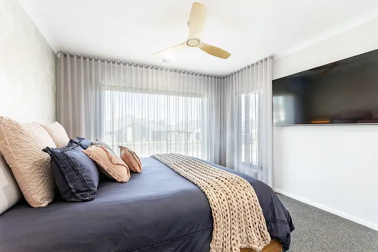 Fourth view of Homely house listing, 5 Drayton Place, Warrnambool VIC 3280