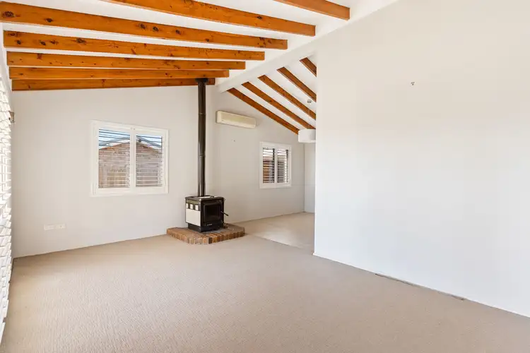 Second view of Homely house listing, 22 Kratzmann Court, Kearneys Spring QLD 4350