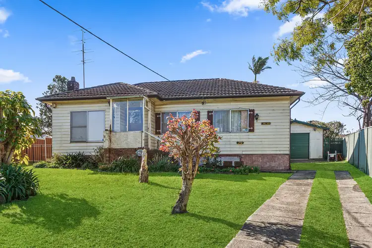25 Waldron Street, Mount Saint Thomas NSW 2500