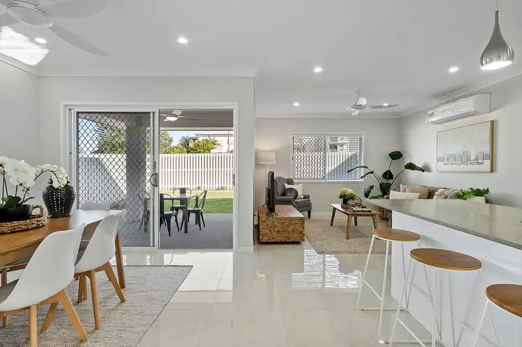 2/15 Hawthorne Street, Beenleigh QLD 4207