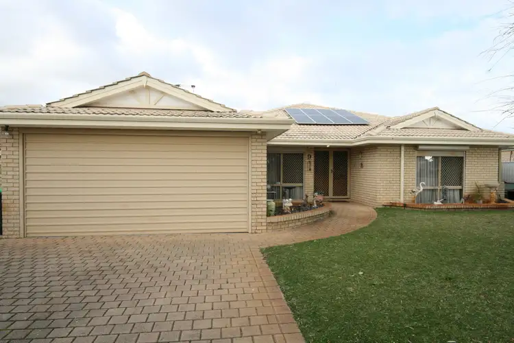 9 Derwent Place, Rockingham WA 6168