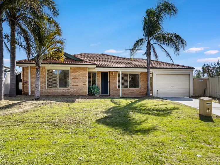 16 Pallarup Grove, Waikiki WA 6169