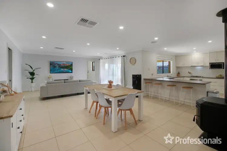 Sixth view of Homely house listing, 14 Melaleuca Drive, Forest Hill NSW 2651