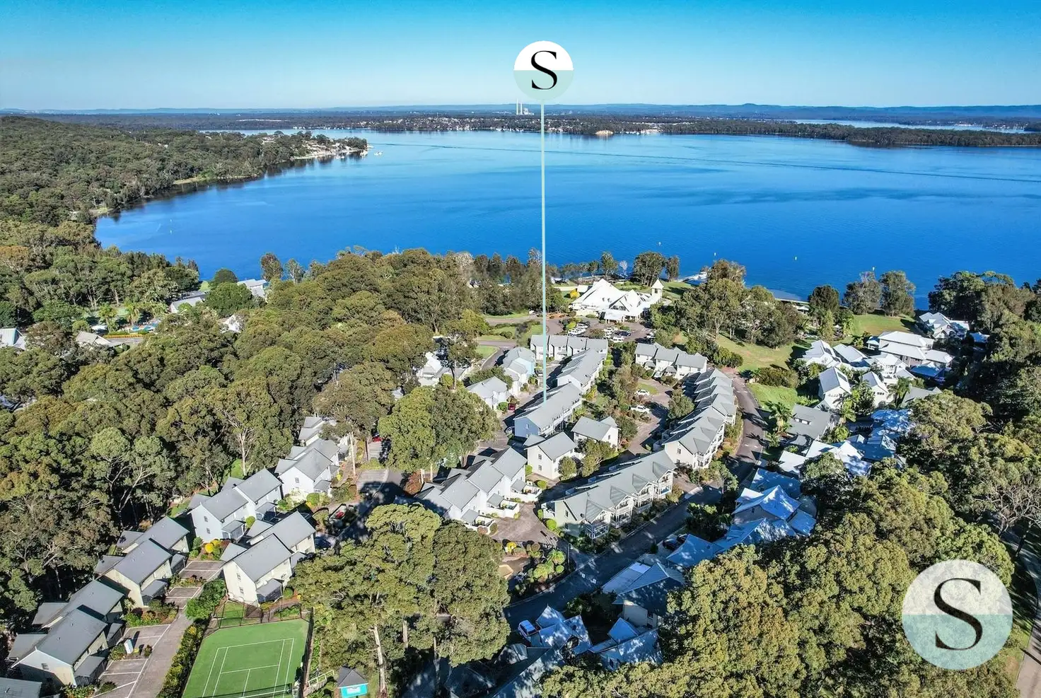 Main view of Homely townhouse listing, 415 Currawong Circuit, Cams Wharf NSW 2281