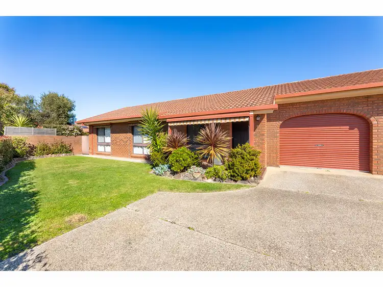 Main view of Homely unit listing, 2/23 Wentworth Court, Lavington NSW 2641