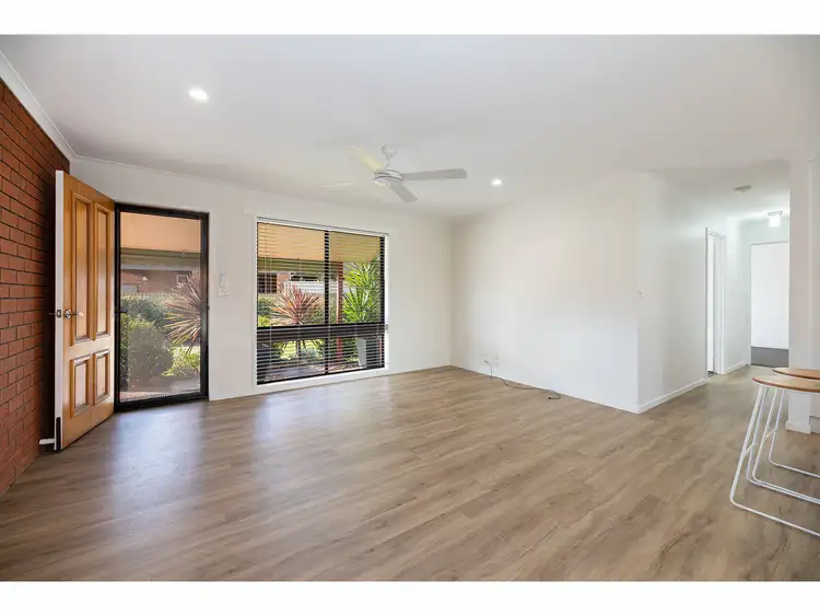 Sixth view of Homely unit listing, 2/23 Wentworth Court, Lavington NSW 2641