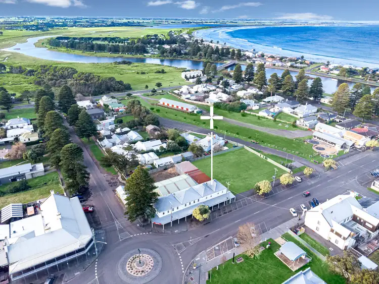 Second view of Homely apartment listing, 3/8 Bank Street, Port Fairy VIC 3284