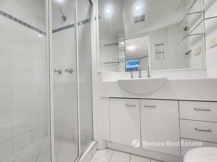 Sixth view of Homely unit listing, 2/22 York Street, Indooroopilly QLD 4068