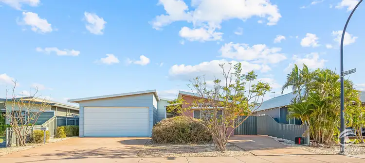 14 Curlew Street, Baynton WA 6714