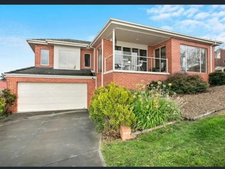 7 Pinto Way, Highton VIC 3216