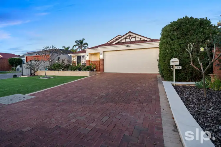 Fifth view of Homely house listing, 18 Lyndavale Loop, Carramar WA 6031