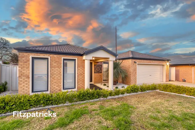 7 Walla Place, Glenfield Park NSW 2650