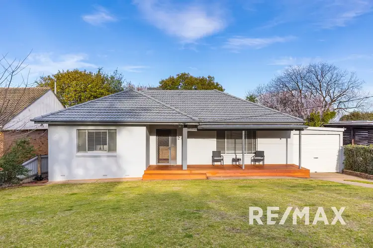 79 Meadow Street, Kooringal NSW 2650