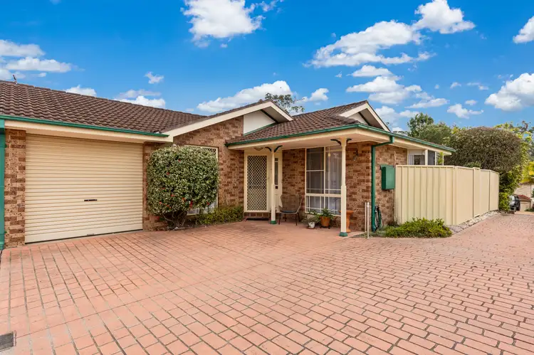 2/15 Ashburn Close, Lisarow NSW 2250