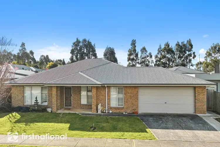 18 Chesterfield Avenue, Warragul VIC 3820