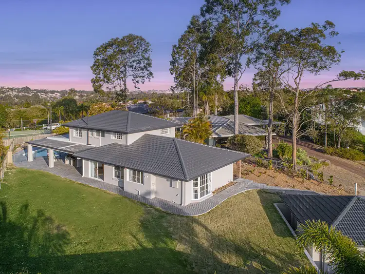 10 Green Hill Court, Sinnamon Park QLD 4073