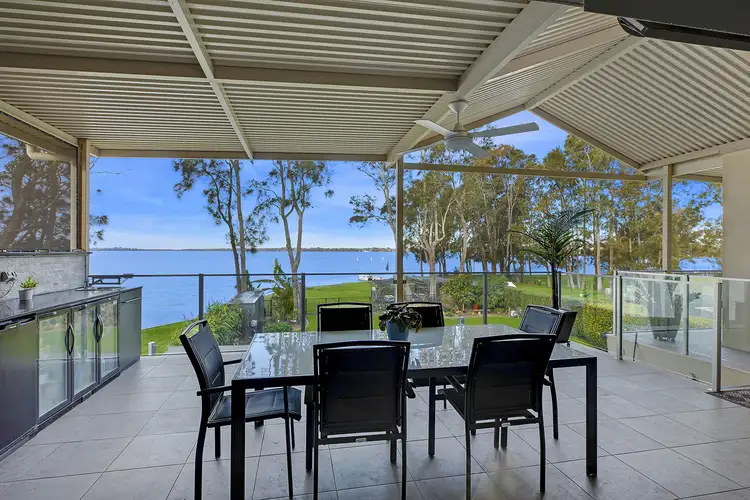 5 The Corso, Gorokan NSW 2263