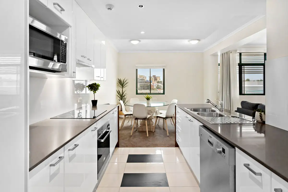 Main view of Homely apartment listing, 33/10 Goodwin Street, Kangaroo Point QLD 4169