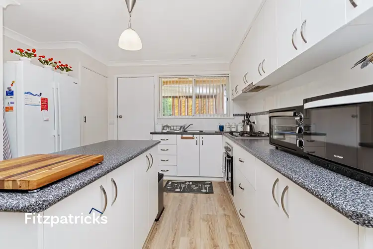 Fourth view of Homely house listing, 17 Geneva Crescent, Lake Albert NSW 2650