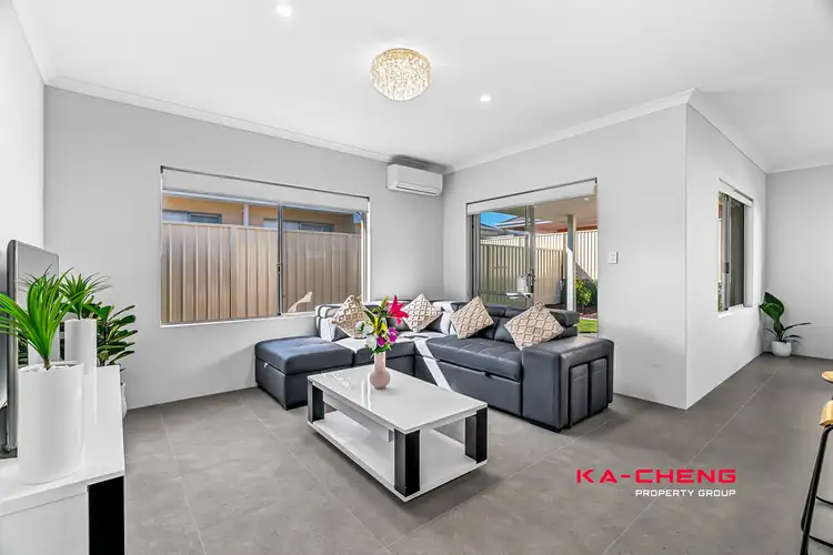 B/10 Camboon Road, Morley WA 6062