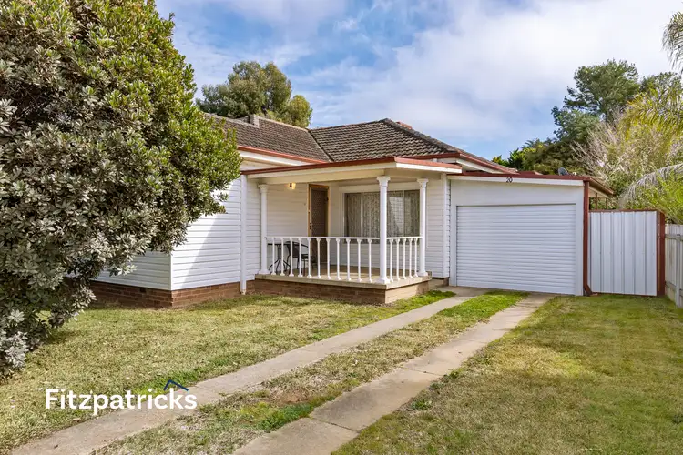 20 Cutler Avenue, Kooringal NSW 2650