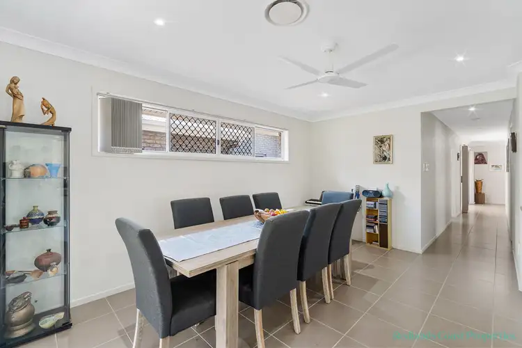Fifth view of Homely villa listing, 2/259 Main Street, Redland Bay QLD 4165
