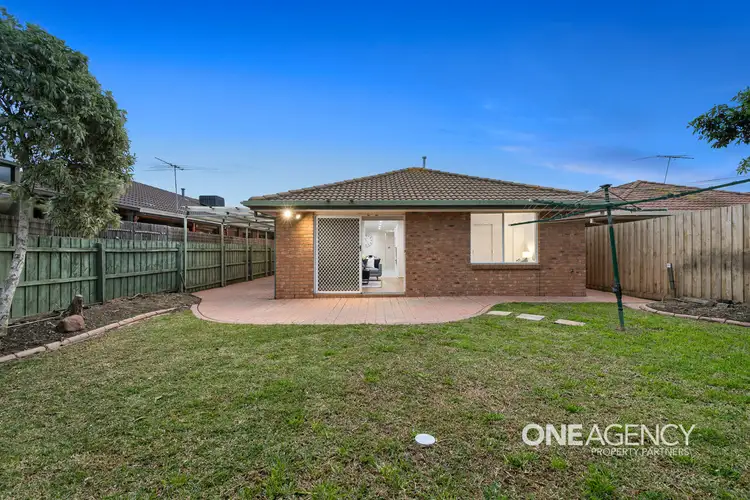 16 Lush Court, Altona Meadows VIC 3028