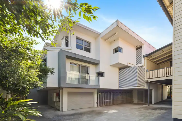 Main view of Homely unit listing, 1/33 Villa Street, Annerley QLD 4103