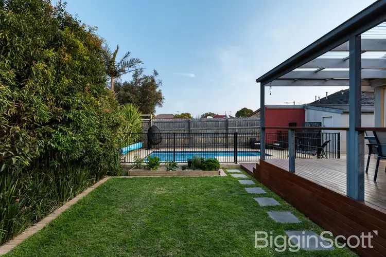 Fifth view of Homely house listing, 4 Vale Street, Bentleigh VIC 3204