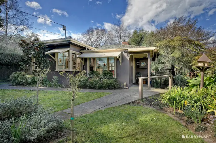9 Legg Road, Emerald VIC 3782