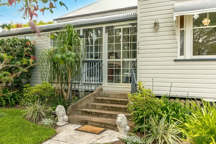 249 Herries Street