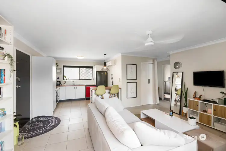 Third view of Homely apartment listing, 2/19 Wongara Street, Clayfield QLD 4011