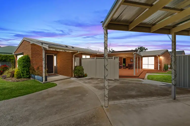 3 Dion Court, Sale VIC 3850