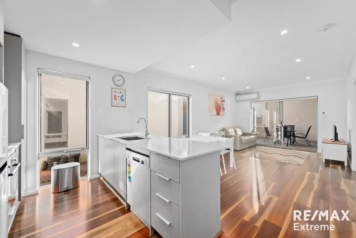 Main view of Homely unit listing, 7/3 Oak Street, Cannington WA 6107