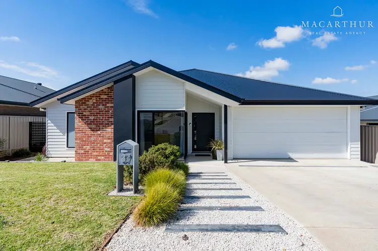 37 Gasnier Loop, Boorooma NSW 2650