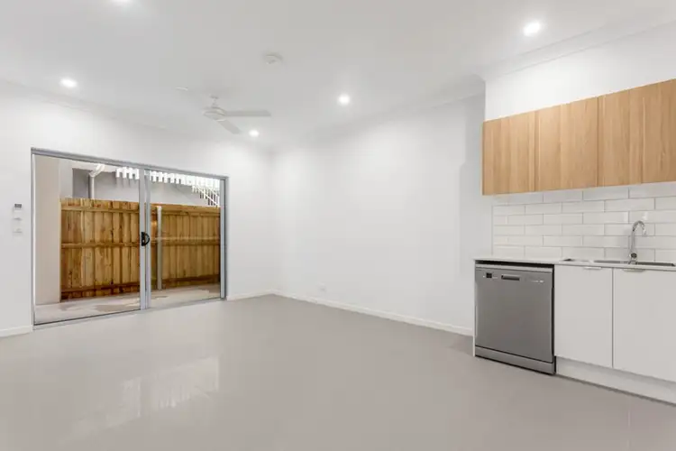 Fifth view of Homely apartment listing, 2/41 Drane Street, Clayfield QLD 4011