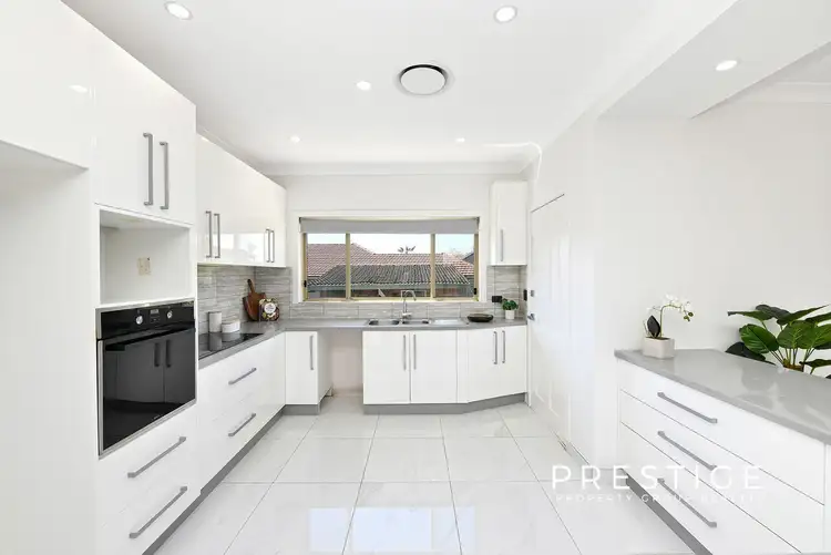 Fifth view of Homely villa listing, 2/66 Lorraine Avenue, Bardwell Valley NSW 2207