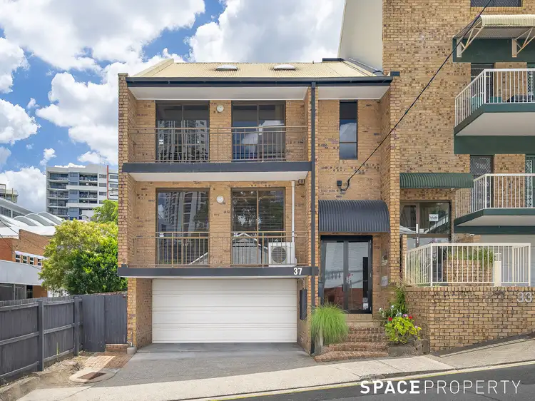 37 Mein Street, Spring Hill QLD 4000